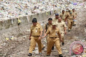 Riban Sebut Pengelolaan TPA Km 14 Belum Maksimal