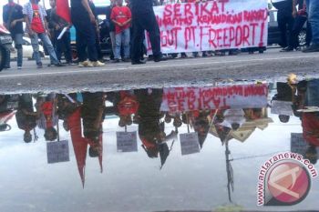Aktivis Mahasiswa Makassar Tolak Kontrak Karya Freeport 