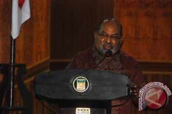 Gubernur Papua peringatkan kabupaten/kota terkait maraknya penebangan liar 