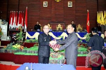 DPRD Mamuju Setujui Perda Pengelolaan Sampah 