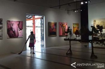 64 Pelukis Pameran "The Balance" di Borobudur 