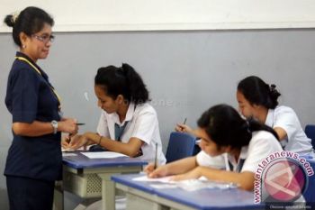 Kemerdekaan Berpikir Bagi Guru 
