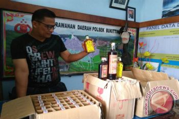Satpol-PP Agam Razia Minuman Beralkohol Jelang Ramadhan