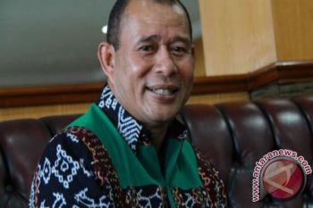 Perbaiki Jalan Lintas Utara Flores Sebelum Lebaran