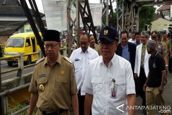Jalan Kulon Progo-Borobudur Diselesaikan 2019