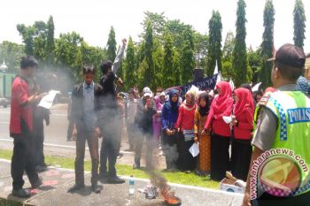 Terkait Aset dan Korupsi, Mahasiswa Demo Bupati dan Kejaksaan