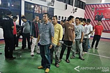 Petugas Rutan Temukan Empat Ponsel Napi Penyelundup