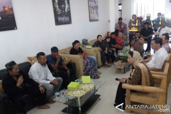 Rini: Pabrik Semen Rembang Beroperasi April 2017