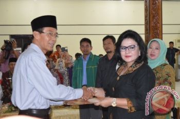 KPU Barito Selatan Tetapkan Eddy-Aty Pasangan Bupati dan Cabup Terpilih