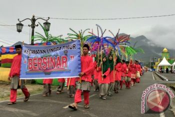4.051 Orang Ikuti Pawai Ta'aruf STQ Lingga
