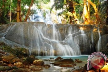Bupati Kupang Ajak Pers Promosikan Pariwisata 