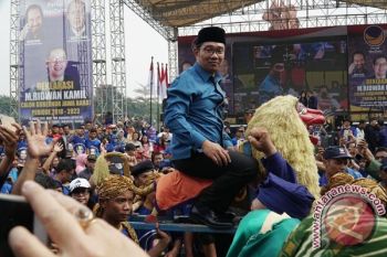 Ini Tanggapan Emil Terkait Komentar Masyarakat yang Sayangkan Dirinya Diusung Nasdem 