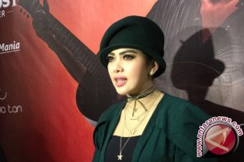 Wow! Nilai Pajak Syahrini Hampir Rp1 Miliar