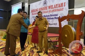 Gubernur Bahagia Bermitra Dengan Gereja Toraja Membangun Masyarakat