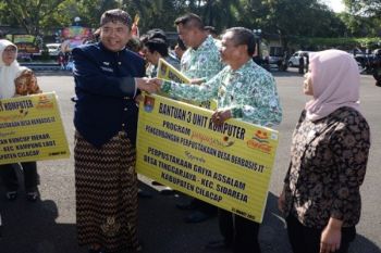 Lima Desa di Cilacap Peroleh Bantuan Program Perpuseru