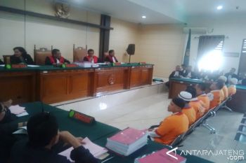 Pengacara Perusak Social Kitchen Permasalahkan "Desa Banjarsari" 