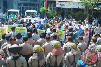 Warga Kembali Protes Lokasi Pembakaran Mayat