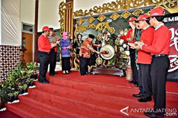 Ribuan Lowongan Tersedia Di "job Fair" Sukaharjo