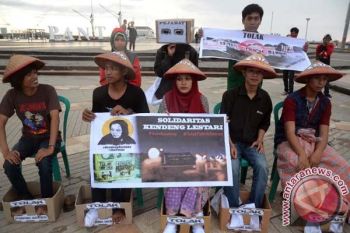Walhi-Solidaritas Kendeng Lestari Tolak Pendirian Pabrik Semen 