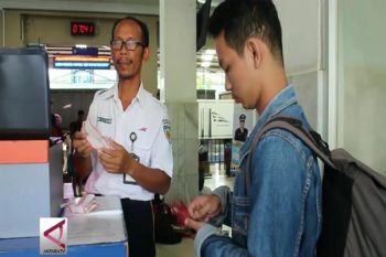 PT KAI Tanjungkarang Perkirakan April Tiket Diburu  