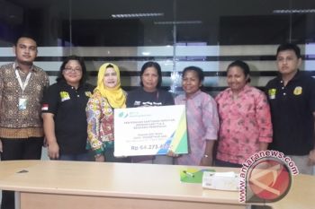 BPJS Mimika serahkan santunan kematian pekerja Trakindo 