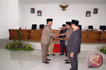 DPRD Terima Nota Penjelasan Delapan Ranperda