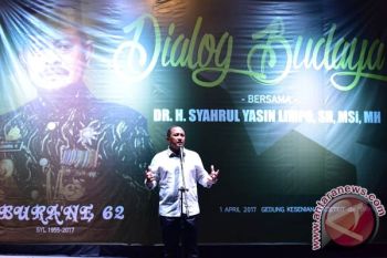 Pangdam Persembahkan Puisi Ultah Gubernur Sulsel