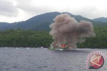 Lanal Ternate Tenggelamkan Dua Kapal Ikan
