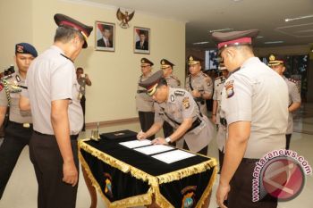 Kapolda Kepri Pimpin Sertijab Sejumlah Pejabat Utama
