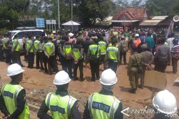 PLTU Batang Meningkatkan Produktivitas Nelayan Terdampak Proyek