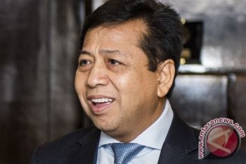 Setyoa Novanto Bantah Terima Uang dari Proyek KTP E