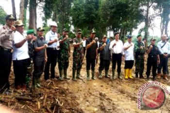 TMMD Barut Bangun Jalan Penghubung Empat Desa