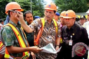 Selesaikan Sampah di Labuan Bajo