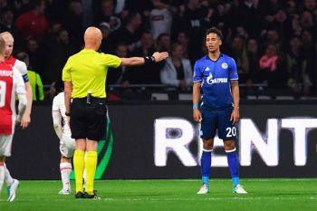 Ajax Menang 2-0 Atas Schalke