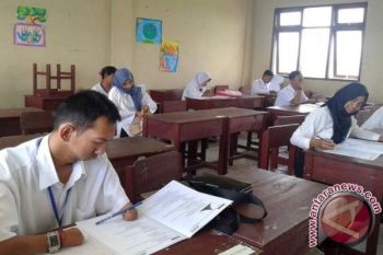 427 Warga Ikuti Ujian Paket C 