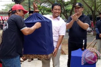 Bupati Edy Apresiasi Perlombaan Burung Berkicau