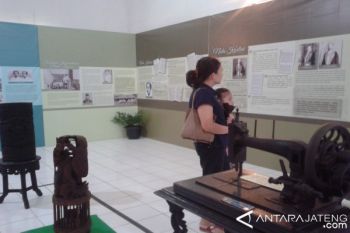 Ribuan Pengunjung Kunjungi Pameran Keliling Kartini