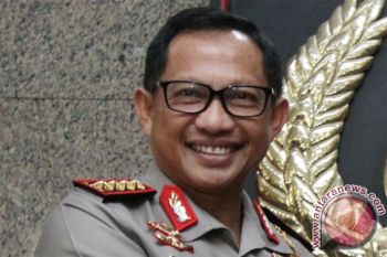Kapolri, Wakapolri dan Kapolda Metro Kompak Tinjau Keamanan Sejumlah TPS