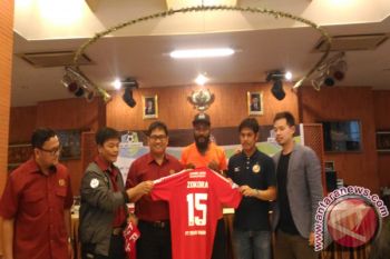 Ini Dia Penyebab Semen Padang Putus Kontrak Didier Zokora