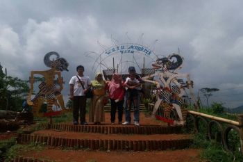 Keindahan Objek Wisata Watu Angkrik Mulai Dilirik Masyarakat 