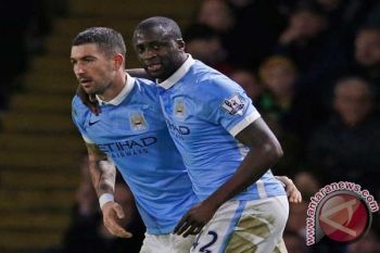 Derby Manchester, Toure Pilih Tidak Dipimpin Wasit 