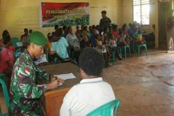 Satgas Yonif 310/KK gelar pengobatan massal di Boven Digoel
