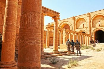 Pasukan Irak Rebut Kembali Kota Tua Hatra dari ISIS