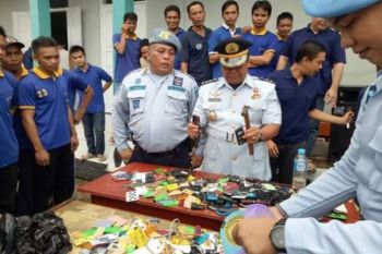 Lapas Muara Teweh Musnahkan Puluhan Ponsel Narapidana