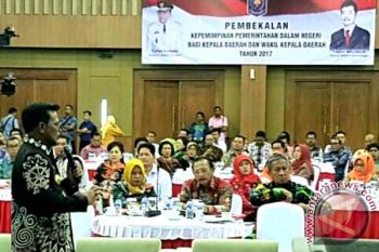 Syahrul Dipercaya Kemendagri Bekali 74 Kepala Daerah 