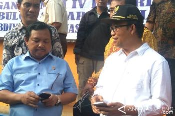 Bupati: Lebih Baik Tanpa Rastra daripada Dikurangi