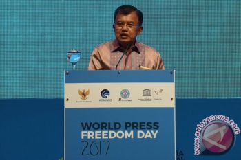VP Kalla inaugurates commemoration of World Press Freedom Day