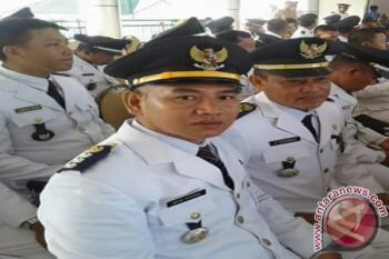 Petani Bombana Keluhkan Harga Minyak Nilam Merosot 