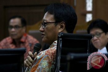 Mantan Dirut PNRI dan Ketua Tim Teknis KTP-el jalani sidang dakwaan