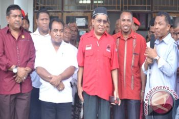 Dua Bakal Cagub NTT Daftar ke PDIP